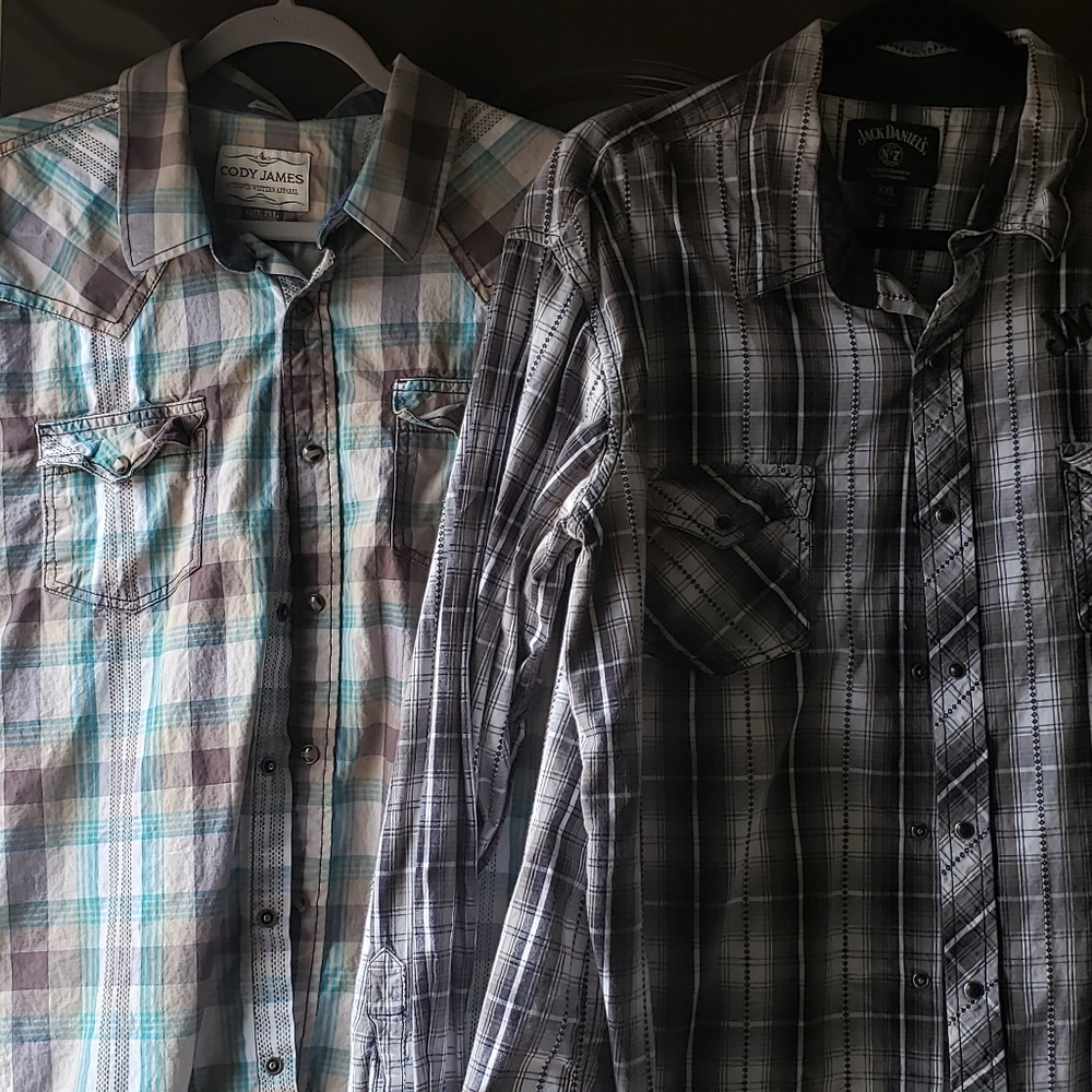Mens Cody James and Jack Daniels XXL shirts